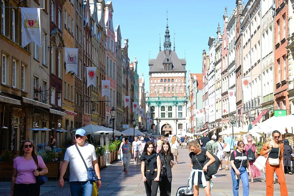 Bunte Bürgerhäuser am Langen Markt in der Altstadt von Danzig